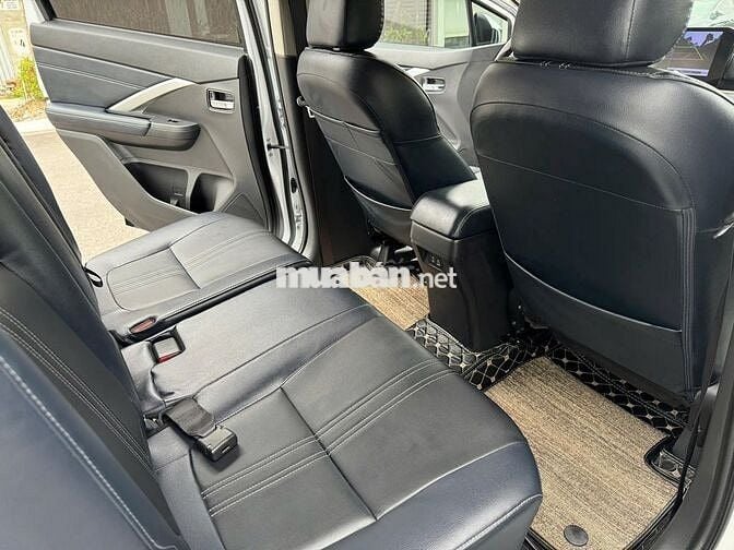 Mitsubishi Xpander Cross 2024 màu trắn