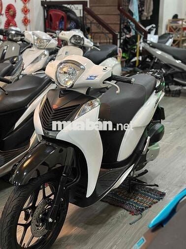 Sh mode 2017 trắng đen siêu đẹp nợ xấu trả 12 triu