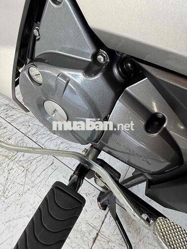 ZIN CỌP - Như Mới - FUTURE 2021 ĐK 2022 Màu Hiếm