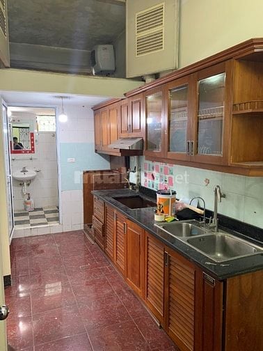 Chính chủ - Bán căn hộ tập thể nhà mình tại 29 Lạc Trung – HBT