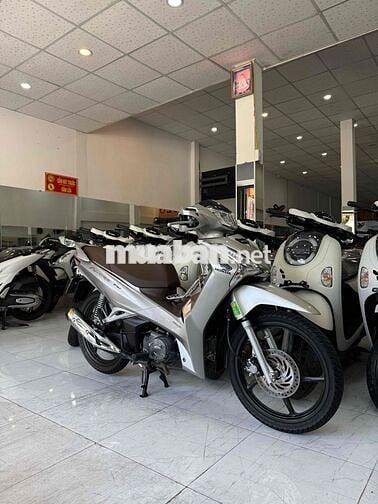 ZIN CỌP - Như Mới - FUTURE 2021 ĐK 2022 Màu Hiếm