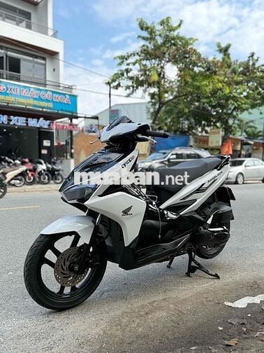 Honda Air Blade 2017 B.số 92 Góp trả trước 4tr5