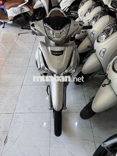 ZIN CỌP - Như Mới - FUTURE 2021 ĐK 2022 Màu Hiếm