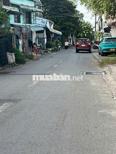 Cần Bán Gấp căn nhà mặt tiền 1 lầu 1 trệt.