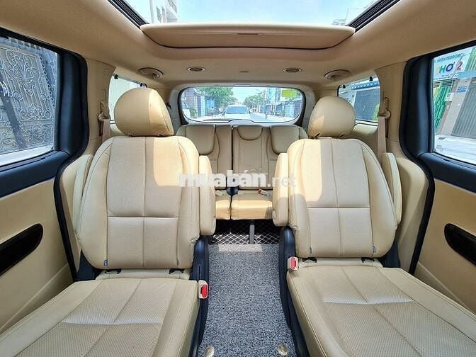 Kia Sedona Platinum D 2019 Đen 83000 km