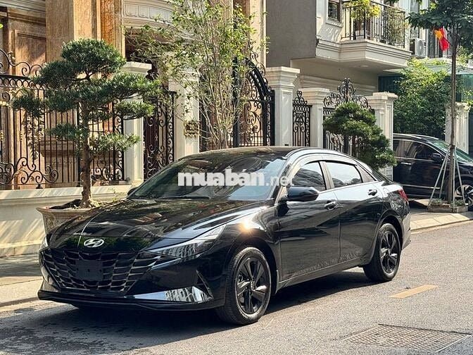 Hyundai Elantra 1.6 đặc biệt 2024