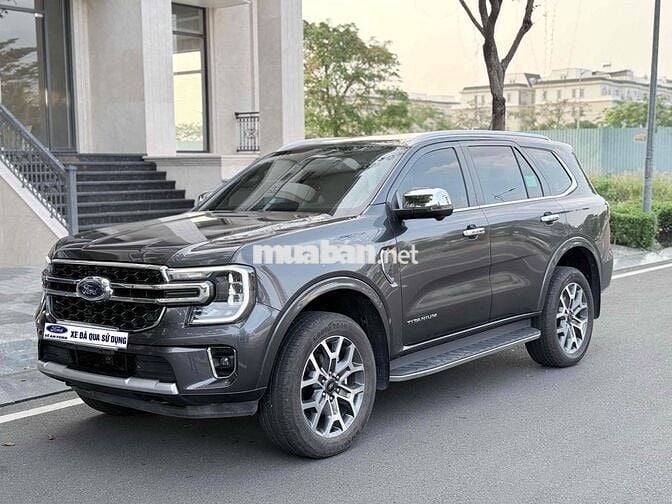 Ford Everest 2024 Titanium 2.0 AT 4x2 - 40000 km