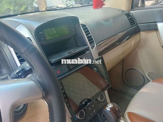 Chevrolet Captiva Vàng cát 7 chỗ