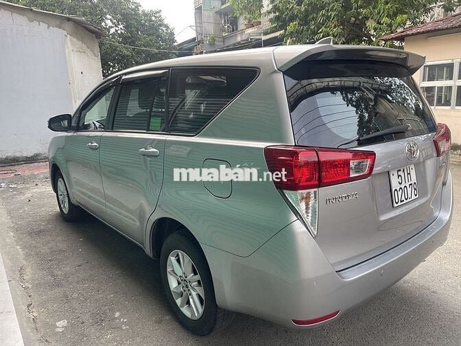 Toyota Innova 2019 E 100000 km