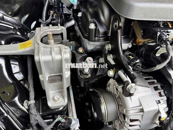 Hyundai Elantra 1.6 đặc biệt 2024