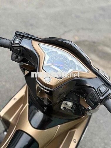 AIR BLADE 2013 - GÓP BAO NỢ XẤU