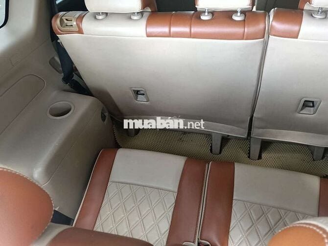 Chevrolet Captiva Vàng cát 7 chỗ