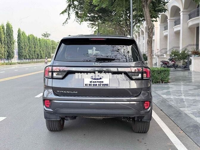 Ford Everest 2024 Titanium 2.0 AT 4x2 - 40000 km