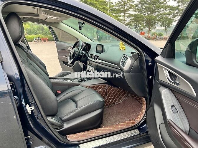 Mazda 3 Facelit, 2017 1.5 AT Sedan. Rất Mới