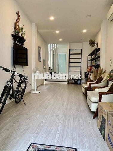 cho thuê mặt bằng kinh doanh ở Nguyễn Hữu Cảnh