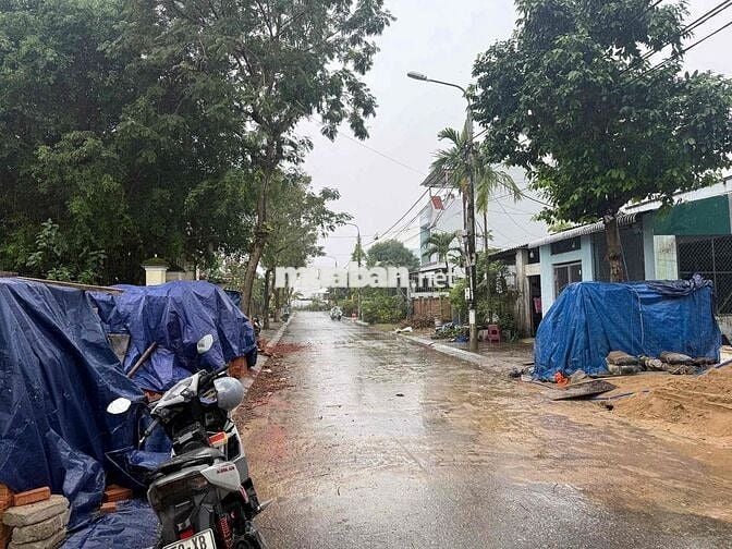 bán đất mặt tiền Hoà Cường ngang 6,5m sát chợ