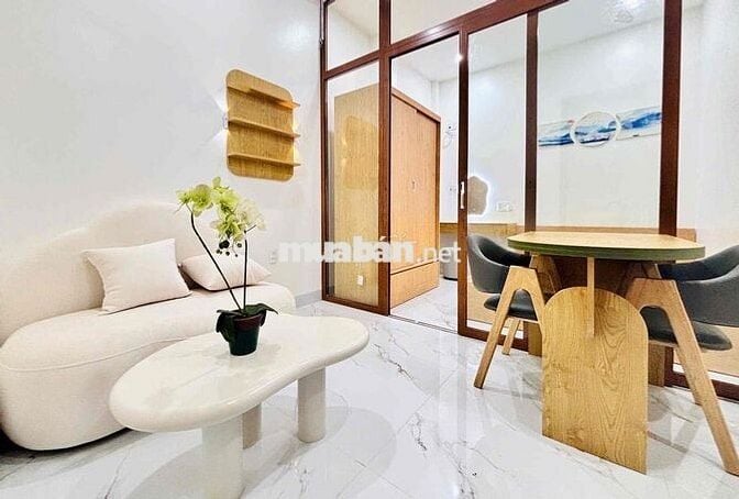 Cho thuê căn hộ 1 phòng ngủ mới keng ngay cầu Sông Hàn