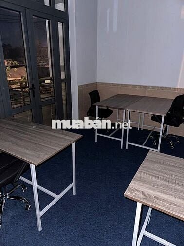 Chính chủ cho thuê văn phòng trang bị đầy đủ, thích hợp cty nhỏ và vừa