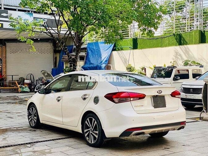 Kia Cerato 2018 1.6AT Trắng Odo 7v Cực Đẹp Giá Tốt