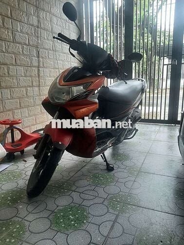 Suzuki Hayate Cam đen