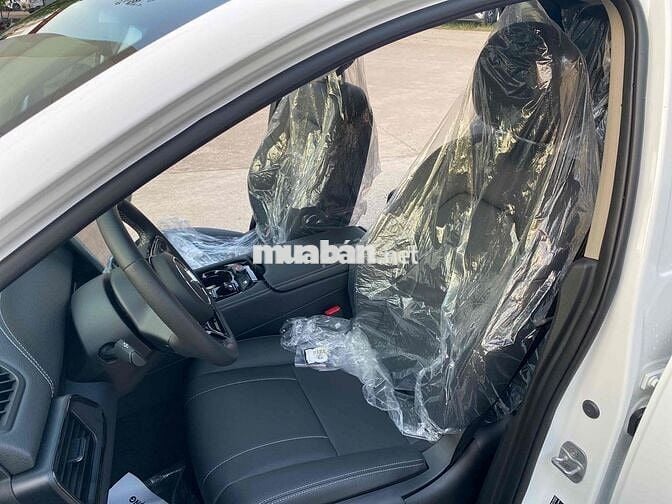 VinFast VF8 2024 S - 25 km