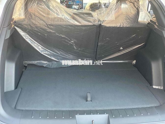 VinFast VF8 2024 S - 25 km