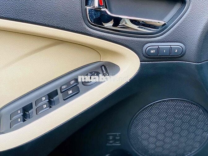 Kia Cerato 2018 1.6AT Trắng Odo 7v Cực Đẹp Giá Tốt