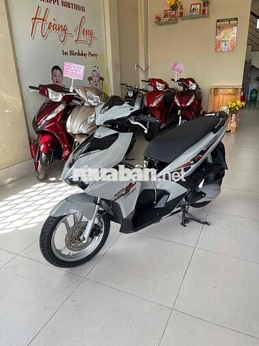 air blade 125cc . mẫu đèn less . máy zin im . vipp