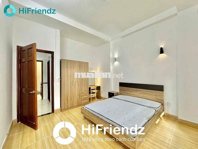 2 Phòng Ngủ - 60m2 - Ban Công - Full Nội Thất- Máy Giặt Riêng- Sân Bay