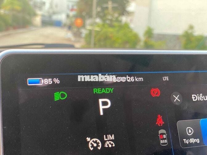 VinFast VF8 2024 S - 25 km