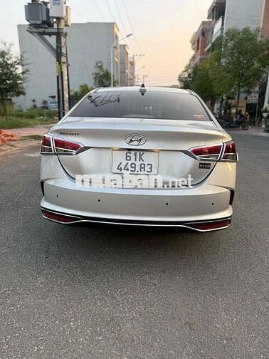 Hyundai Accent 2021 1.4 AT - 72000 km