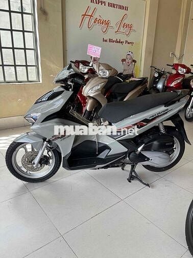 air blade 125cc . mẫu đèn less . máy zin im . vipp