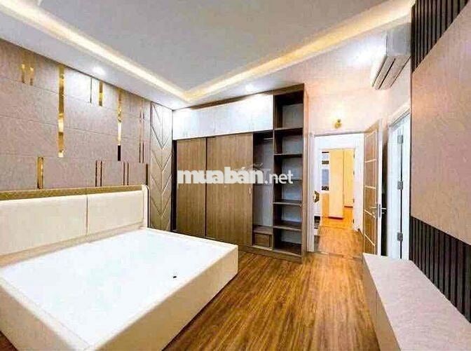 Nhà Full Nội thất . đã đổ mâm kiên cố cho sân thượng