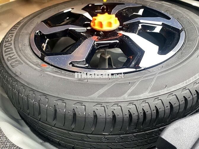 Vios 2023 G 1.5 CVT - Đi lướt 5,400Km