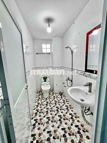 🍀Cho thuê nhà nguyên căn Tây Lân. BTân