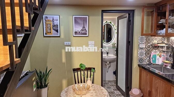 Phòng trọ mới nâng cấp, 20m2, cách Hồ Gươm 1.5km