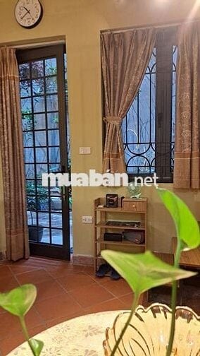 Phòng trọ mới nâng cấp, 20m2, cách Hồ Gươm 1.5km