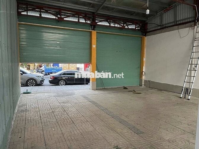 Cho thuê mặt bằng ngang 8m đường hoàng quốc việt kế bánh xèo 7 tới