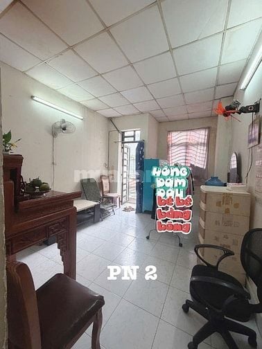 Nhà hxh dt45m3 đúc BTCT 2 lầu 3pn đường Lê Văn Quới, Q. Bình Tân.