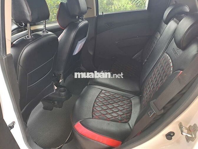 Chevrolet Spark Trắng 19547 km