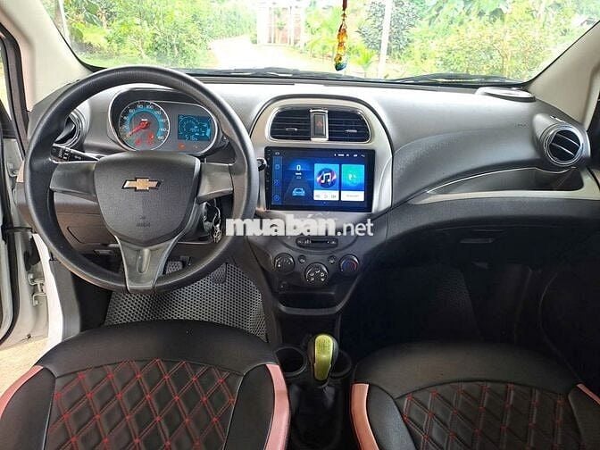 Chevrolet Spark Trắng 19547 km