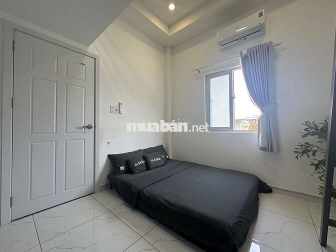 Chính chủ cho thuê phòng, có gác lửng, rất gần Đại học Luật TP.HCM.