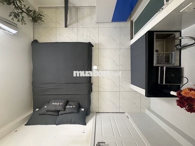 Chính chủ cho thuê phòng, có gác lửng, rất gần Đại học Luật TP.HCM.