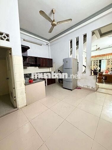 TÂN BÌNH, NHỈNH 6 TỶ, P8 TÂN BÌNH , 60m2, 4 TẦNG ,GẦN MT ĐÔNG HỒ