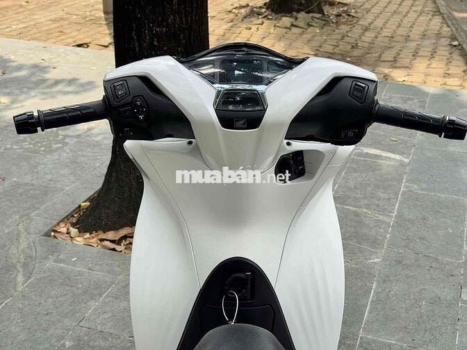 SH 125 CBS 2023 MÁY ZIN CHÍNH CHỦ XE ĐẸP BSTP