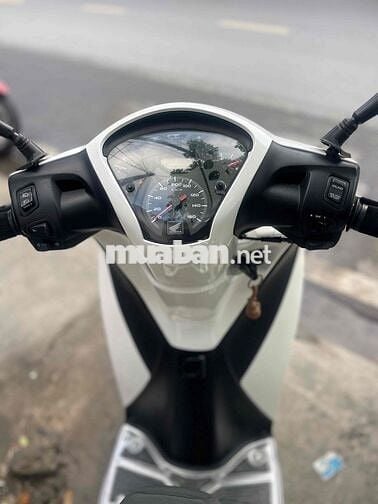 Honda SH 150cc Trắng Đã qua sử dụng