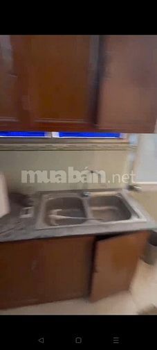 Cho thuê căn hộ 3 ngủ,2 WC, đủ đồ  tầng 5,Khu tập thể Thanh Xuân Bắc