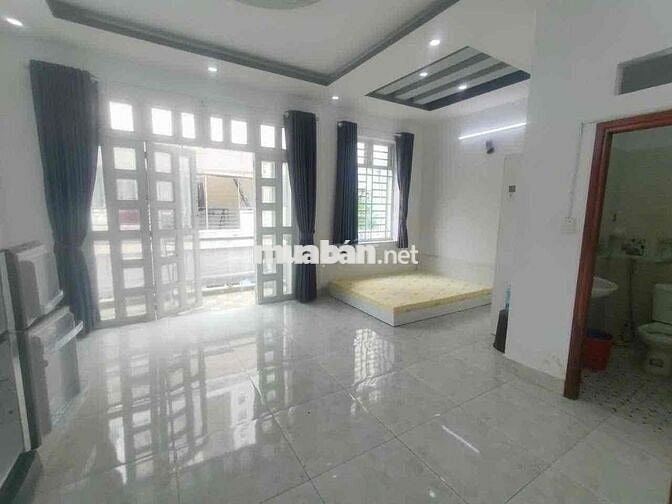 Căn Hộ Ban Công Full Nội Thất - Siêu Thoáng Ngay Hương Lộ 2,Q Bình Tân