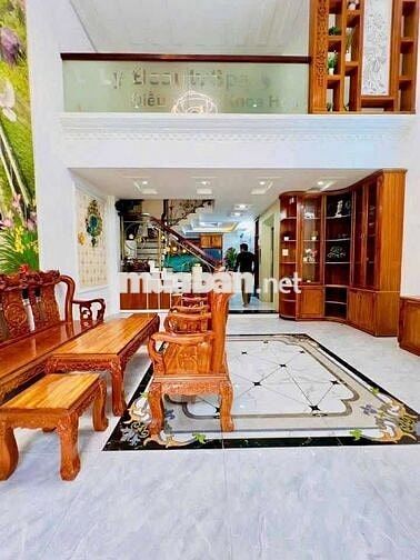 Cho thuê Nhà Phố Tân Cổ Điển, 5pn6wc, có nội thất, Phan Huy Ích p12 GV