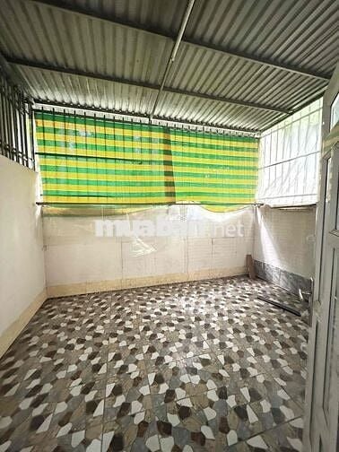 cho thuê nhà sau lưng đai hc fpt